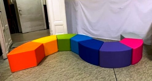 modułowe siedziska pufy piankowe dla szkoły przedszkola 
